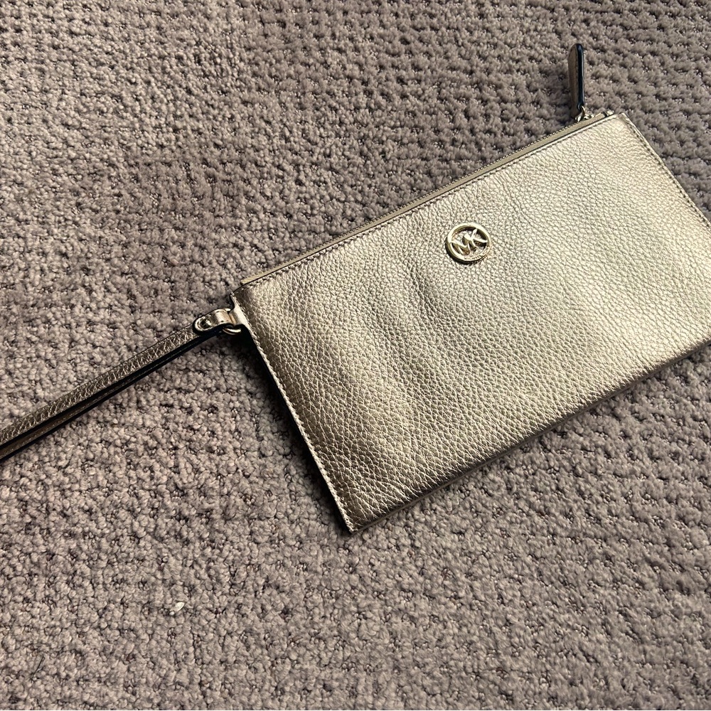 NEW Michael Kors gold pebble finish leather wristlet.